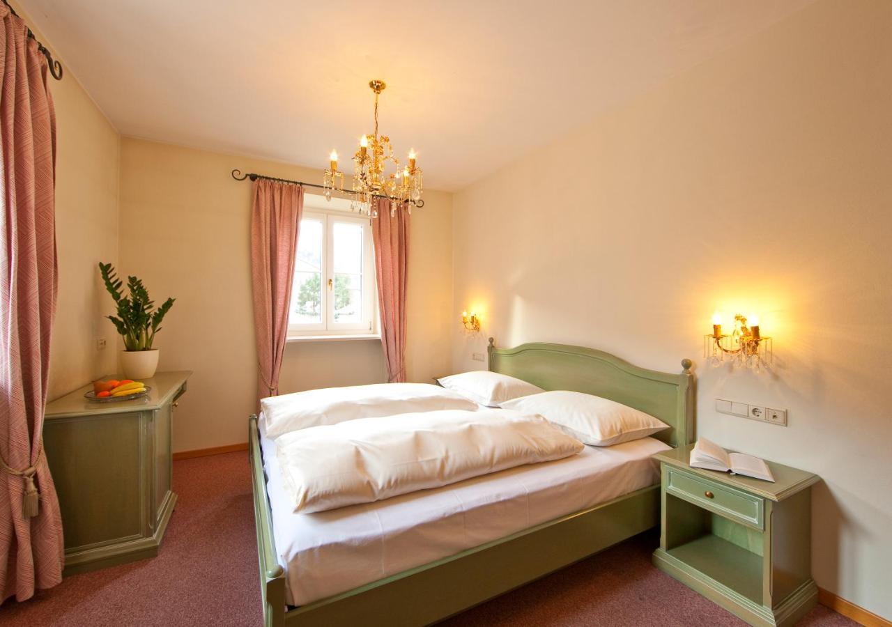 Hotel Elefant Ora / Auer Extérieur photo