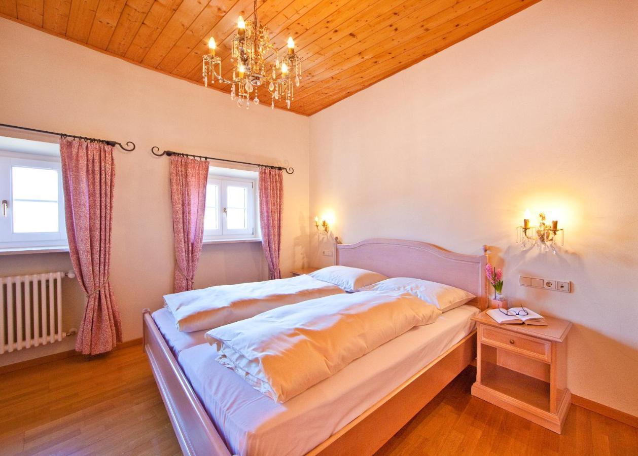 Hotel Elefant Ora / Auer Extérieur photo