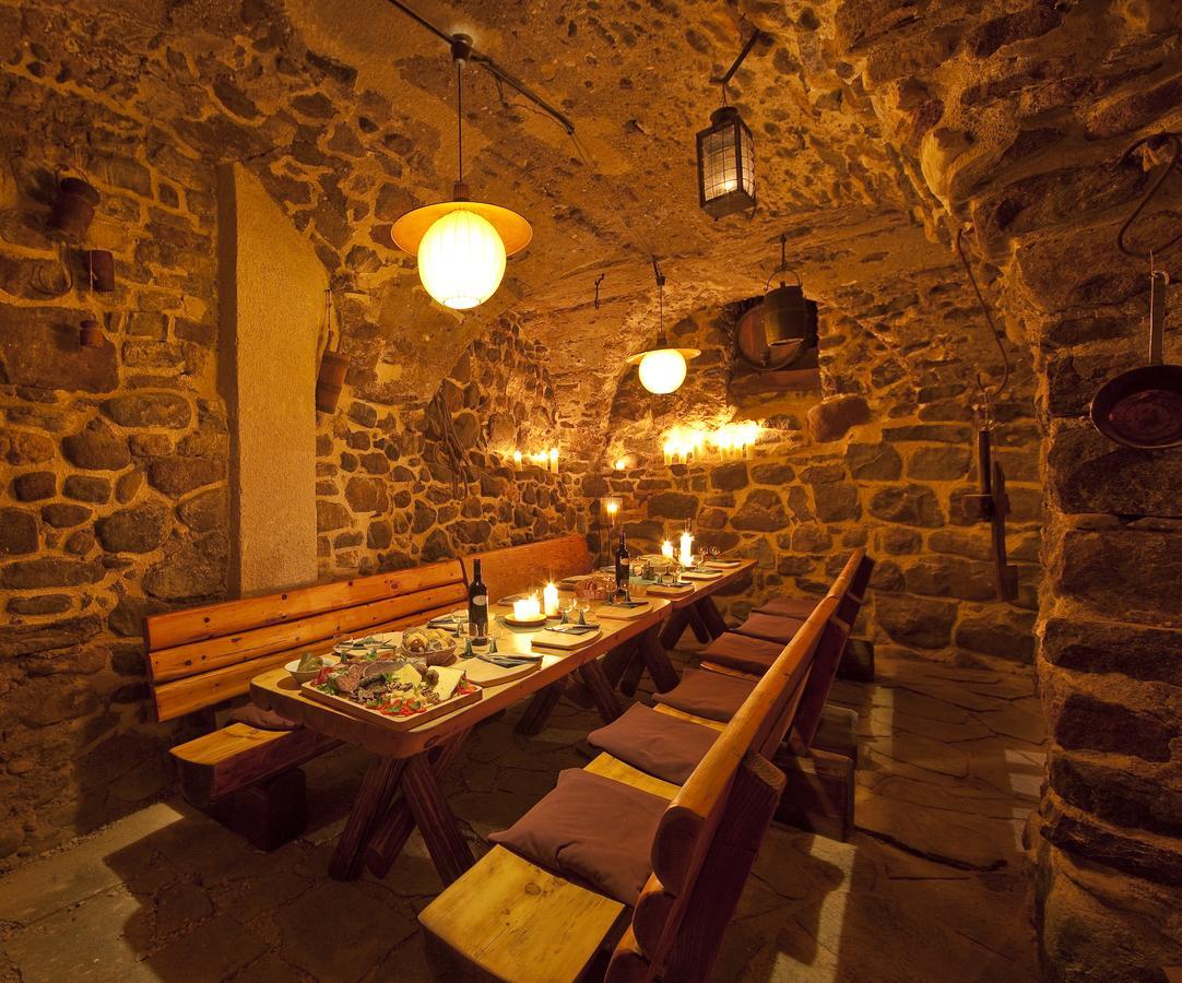 Hotel Elefant Ora / Auer Extérieur photo