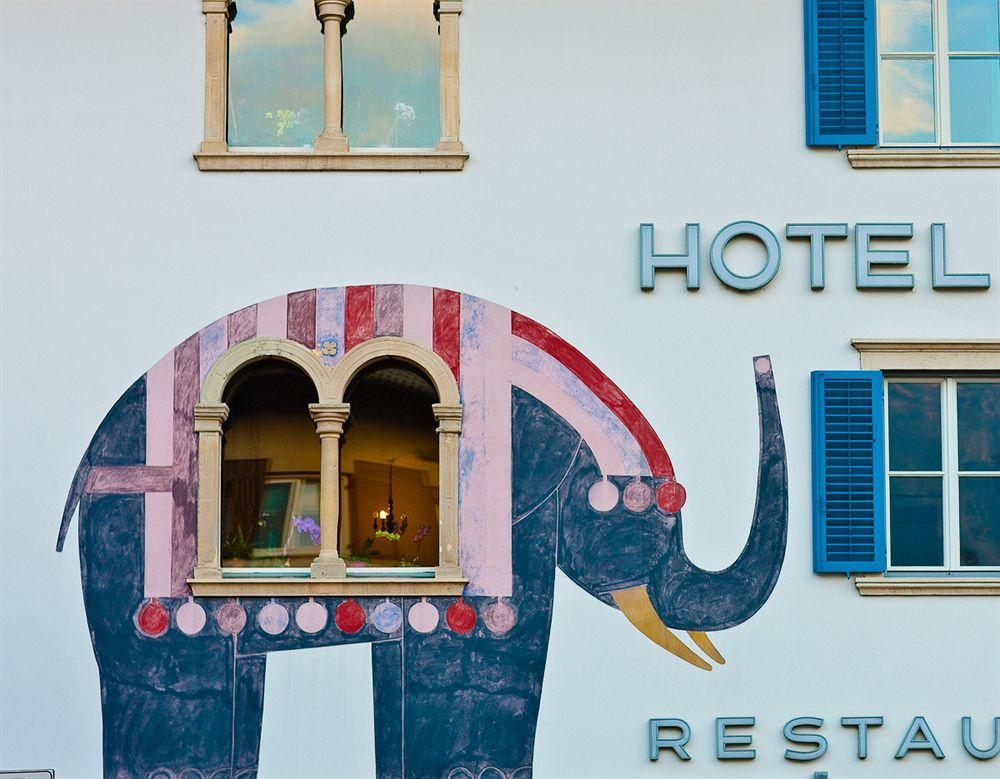 Hotel Elefant Ora / Auer Extérieur photo