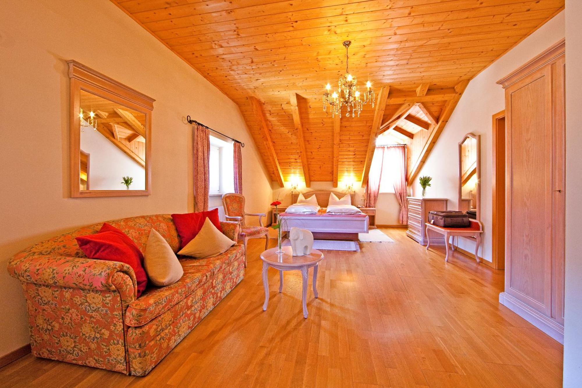 Hotel Elefant Ora / Auer Chambre photo